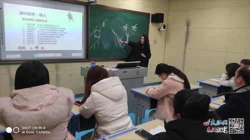 柴桑區(qū)第六小學(xué)開(kāi)展各學(xué)科業(yè)務(wù)培訓(xùn)活動(dòng)，助力教師專(zhuān)業(yè)成長(zhǎng)